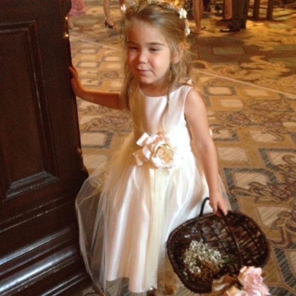 Satin & Tulle Wedding Flower Girl Dress 💐 size 4T